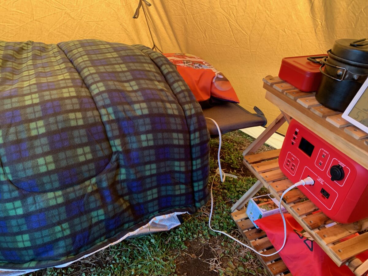 冬キャンプで使うポータブル電源と電気毛布